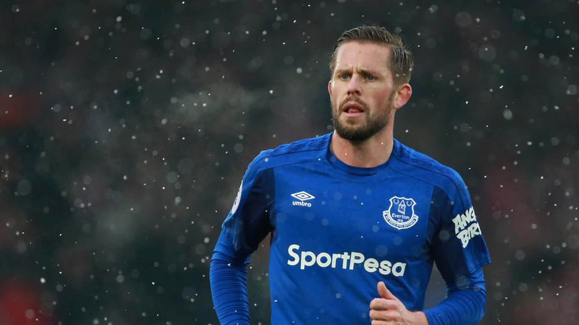 五大联赛攻防转换速度对比赛节奏影响探讨,五大联赛射门转化率