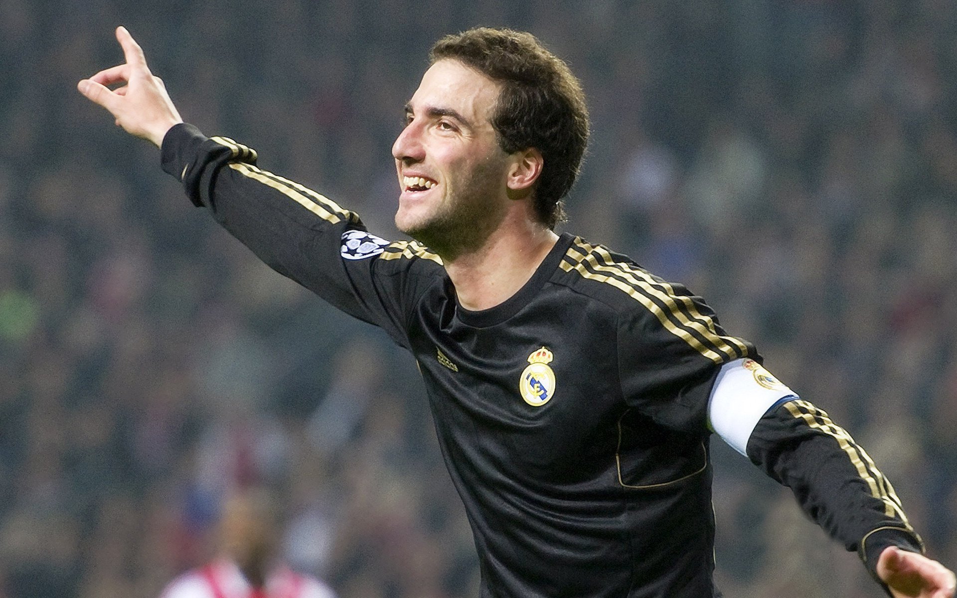 mk体育登录-米兰双雄状态火热，向意甲冠军发起冲击